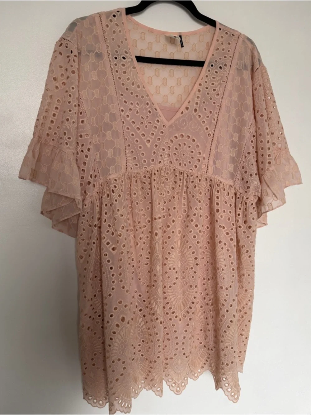 Anthropologie Blush Pink Eyelet Lace Dress, 6P - Picture 2 of 6
